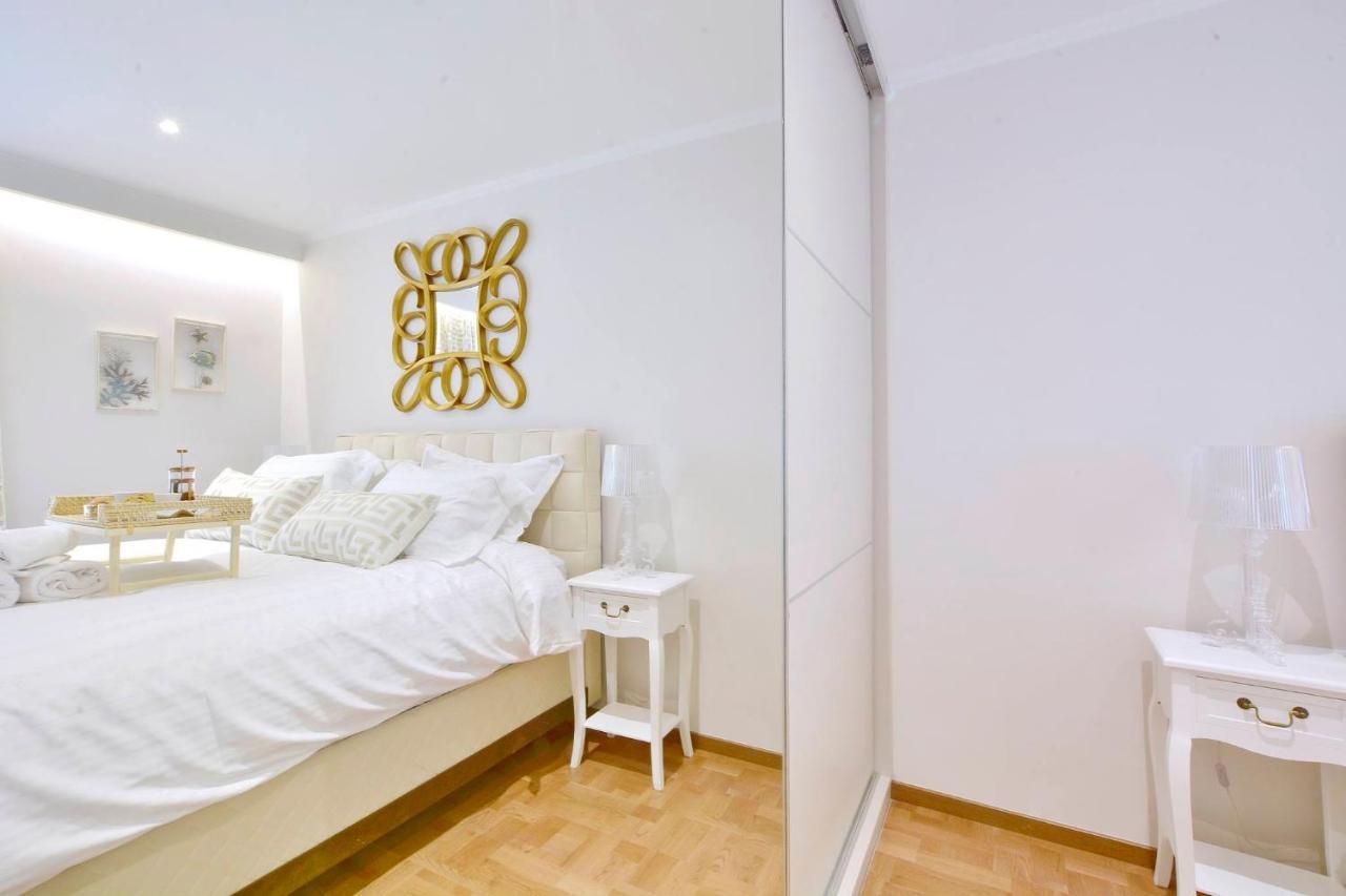 Mar Luxury Suite Corfu  Eksteriør billede